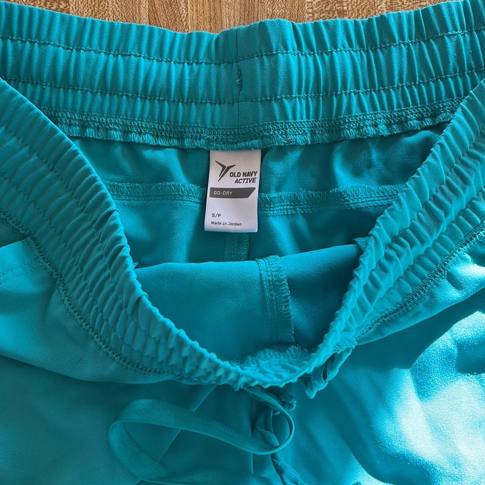 Running shorts - Picture 2 of 2